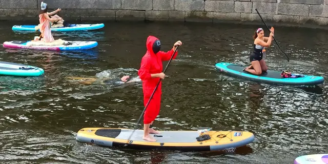 Доска на воде