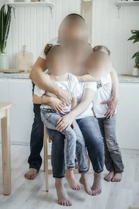 Джинсы