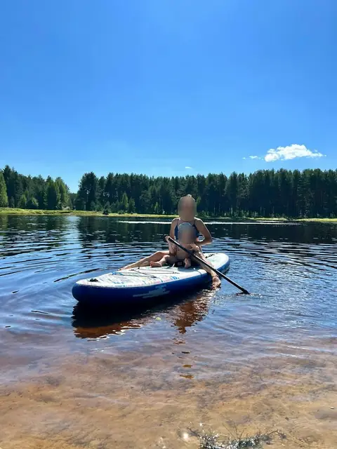 Доска на воде