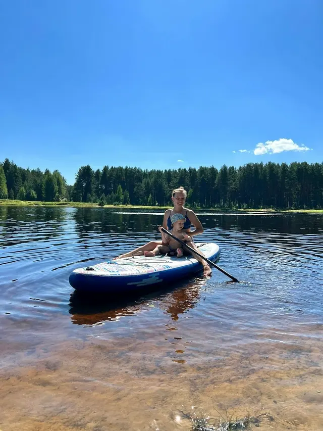Доска на воде
