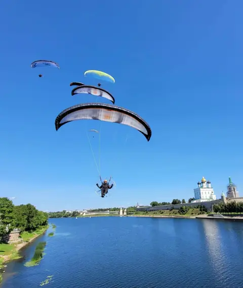 Парашют
