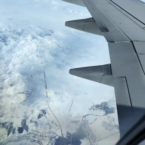 Самолет